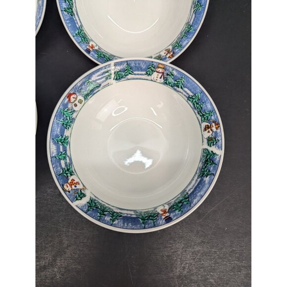 Oneida Frosty Friends Winter Scene 6 1/4 Inch Cereal/Soup Bowl Set of 4 - Picture 6 of 10